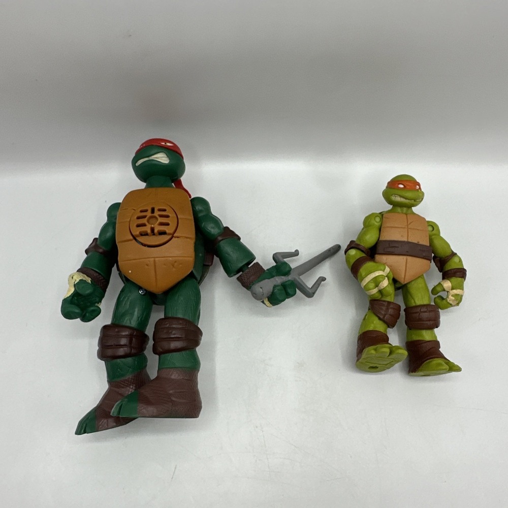 TMNT Action Figure 2012 / 2014 Playmates Viacom (set Of 2) One 6" Tall‎ Other 4"
